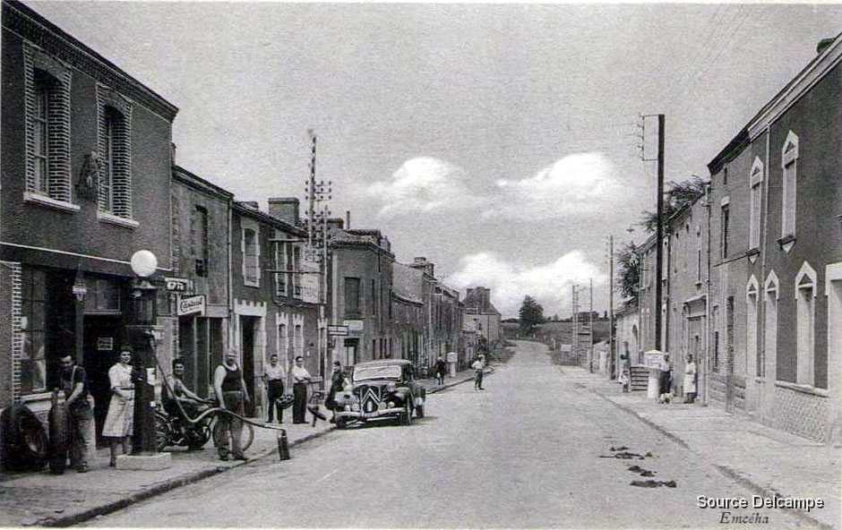 49 Chapelle Rousselin Rue Principale.jpg